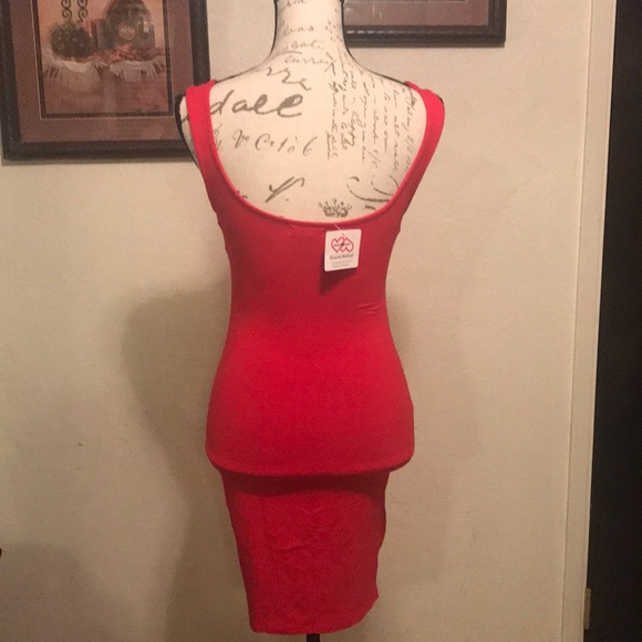 HEART HIPS Red dress Spandex - Picture 3 of 4